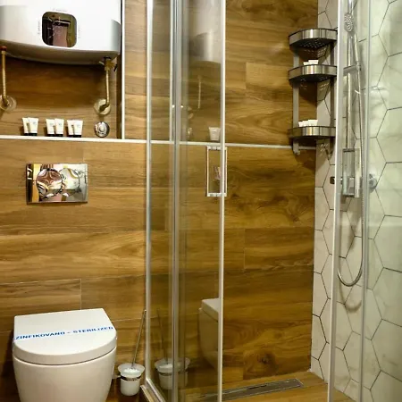 Διαμέρισμα In The Sky - Kraljevi Cardaci