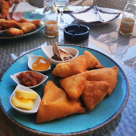 In The Sky - Kraljevi Cardaci Lägenhet